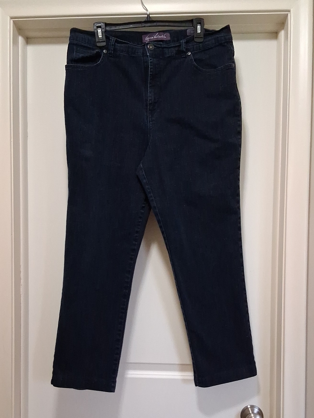 Gloria Vanderbilt Dark Blue Jeans